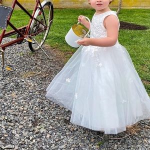 White flower girl dress